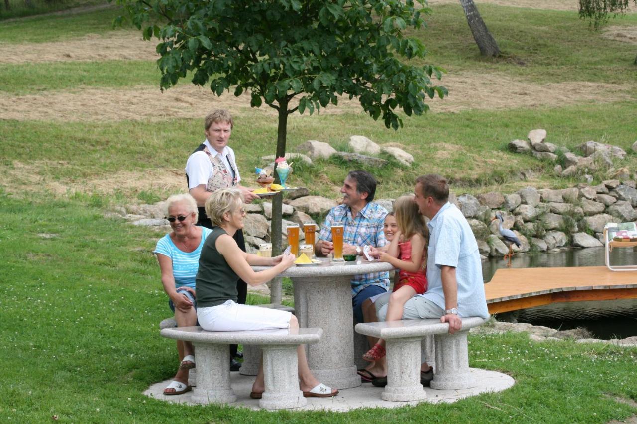 Landhotel Weingarten Haibach  Exteriör bild
